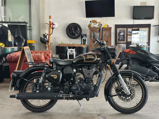 Royal Enfield Classic 500 Tribute Black 2022
