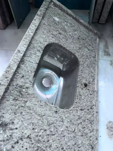 Vendo Pia de Granito