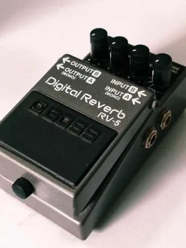 Boss RV-5 Digital Reverb | Ambiência Profissional de Alto Padrão