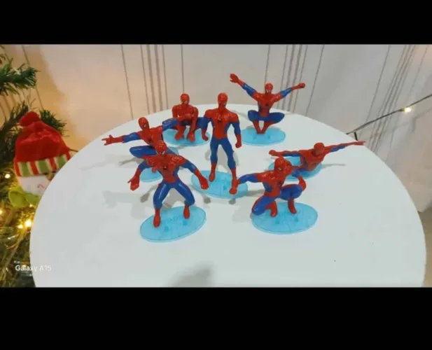 Bonecos homem aranha 
