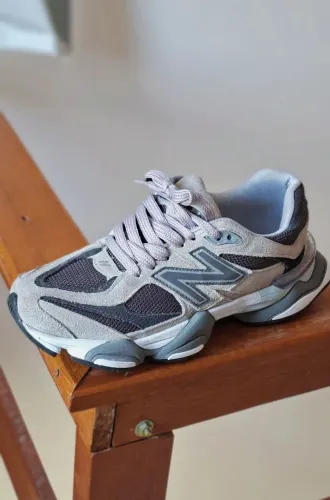 New Balance 9060 Cinza - Excelente Estado - n°40
