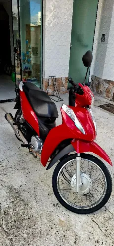 Honda Biz 110i com baixo km