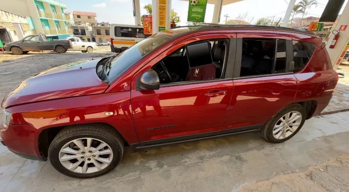 Jeep Compass Sport 2.0 16V 156cv 5P 2014