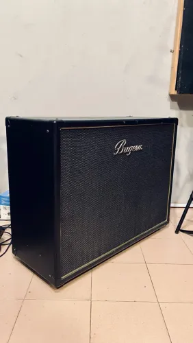 Bugera 212v BK