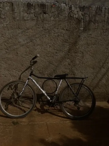 Monark montadinha preta estilo bh a venda (preço a negociar)