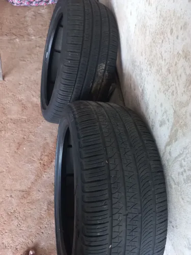 Pneu 285/40 R22