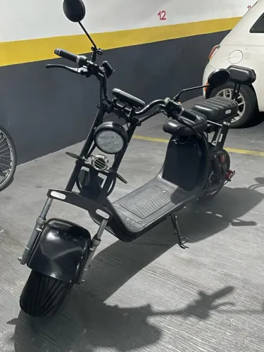 Moto Elétrica 3.000W | Única Dona | 3.000 km rodados