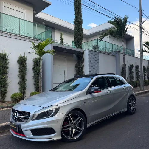 Mercedes-Benz Classe A 250 2.0 TB Sport Aut. 2014