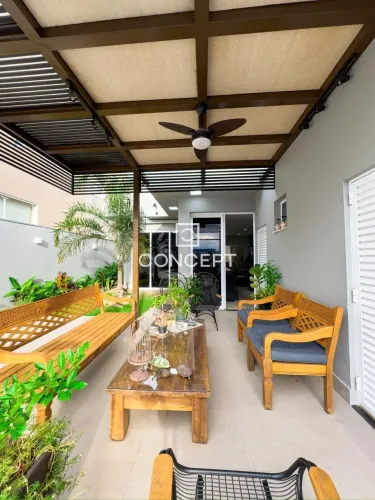 Casa Térrea semi mobiliada no Condomínio Florais do Valle 3 Suítes Piscina Planejados
