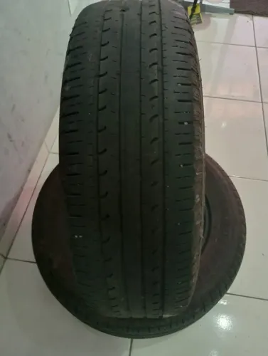 pneu efficientgrip 205/60r16
