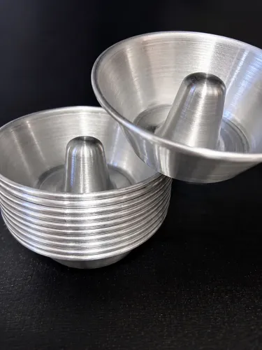Vendo kit de 10 forminhas de mini pudim