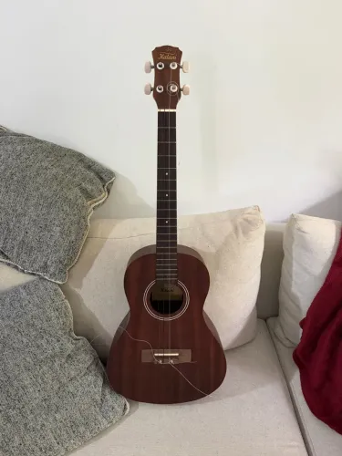 Ukulele Kalani Baritono (Acompanha capa)