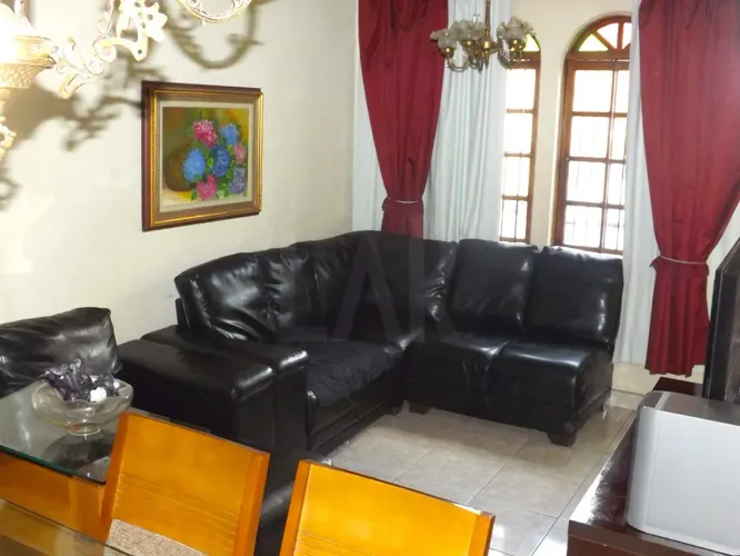 Casa à venda, 4 quartos, 1 suíte, 2 vagas, Santa Amélia - Belo Horizonte/MG