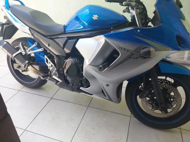 Gsx650f