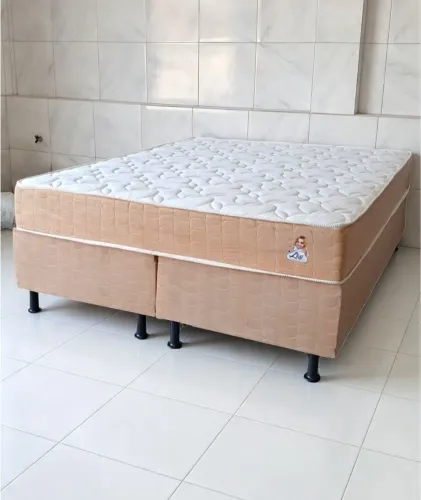 CAMA CASAL QUEEN