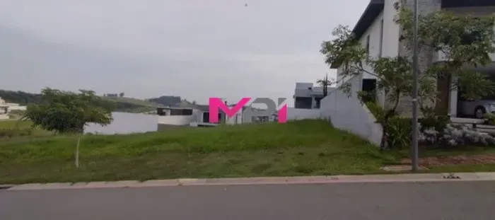 TERRENO À VENDA NO CONDOMÍNIO BRISAS DO LAGO -JARDIM DAS SAMAMBAIAS - JUNDIAÍ/SP.