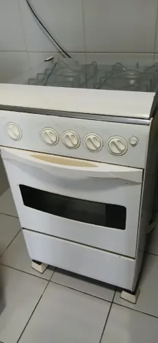 Vendo fogão usado mas em ótimo estado