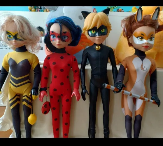 Coleção Miraculous Ladybug Impecável.!!!