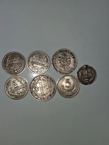 Raro lote de moedas antigas do Uruguay de 1900 