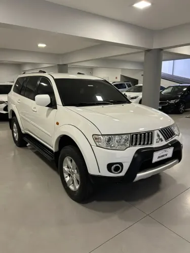 Mitsubishi Pajero Dakar 3.2 4X4 T.i. Dies. 5P Aut. 2013