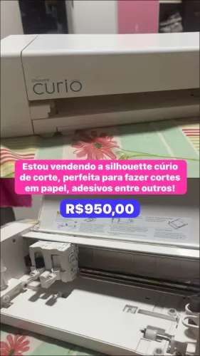 SILHOUETTE CURIO