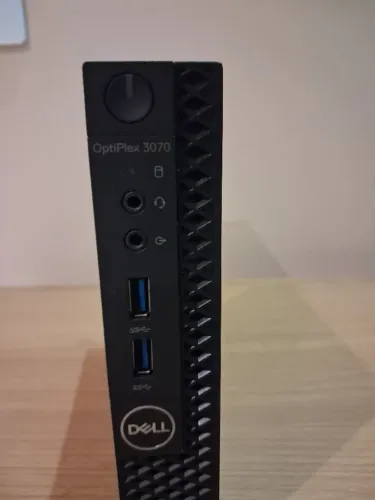 mini gabinete Dell 3070 com placa 