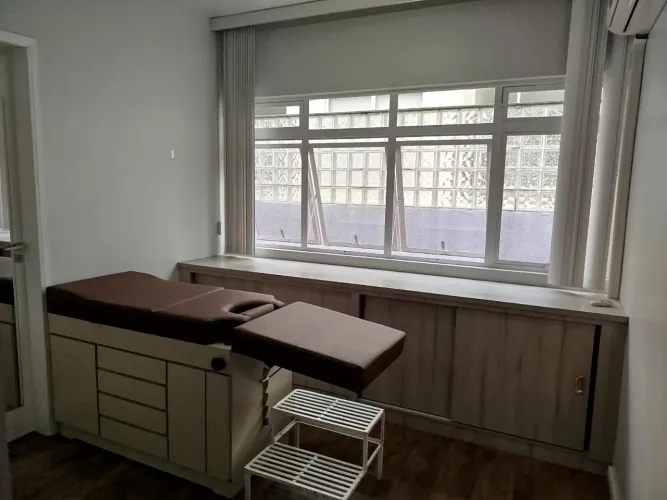 VENDE-SE SALA NO CENTRO MÉDICO DE CANOINHAS/SC