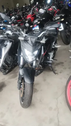 HONDA CB TWISTRER 300F PRETA 2023 SHALON VEICULO CARIACICA
