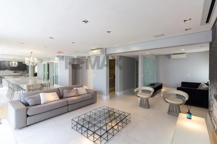 Apartamento para locação de 178 m², 2 suites e 4 vagas
