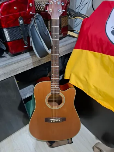 Violão Crafter Silver Séries Eletro Acústico Folk perfeito estado.