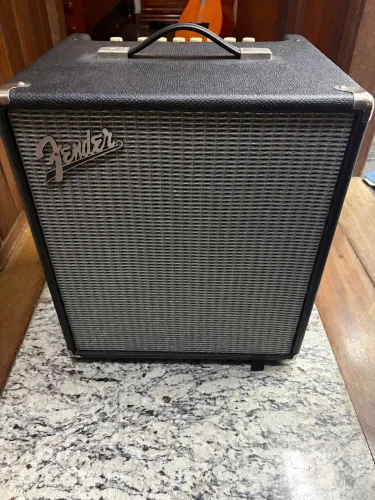 Amplificador Baixo Fender Rumble 100