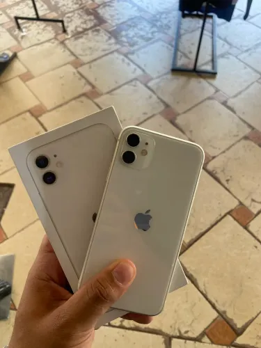iPhone 11 128GB