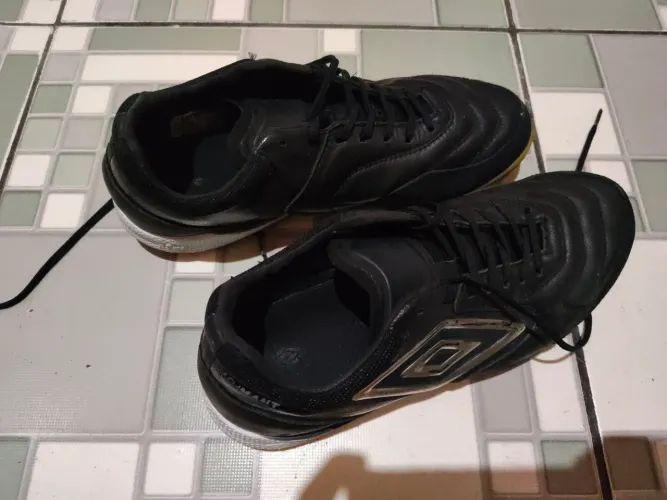 Chuteira Futsal Umbro Adamant Master Class Pro Bump