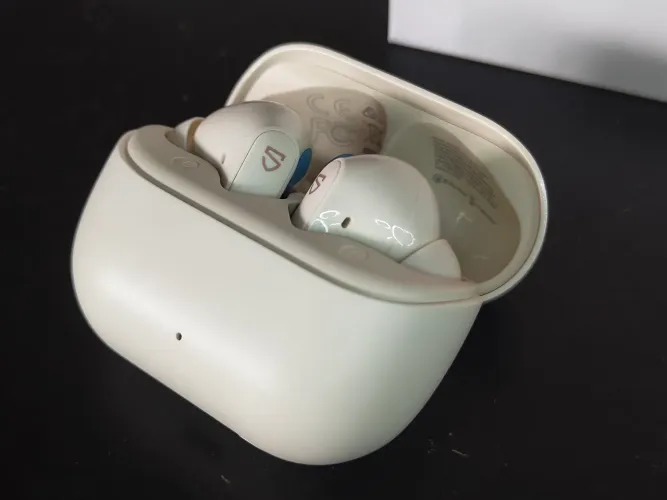 Fone de ouvido SoundPeats Q3 Pro