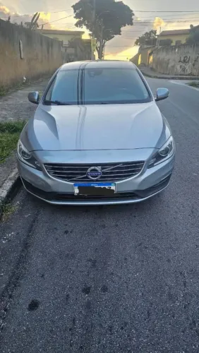 Volvo S60 T-5 Kinetic 2.0 245cv 4P 2016