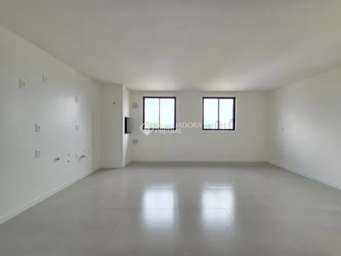 Apartamento Studio Novo de 35m² com churrasqueira no Floresta, à venda por R$ 279.300,00