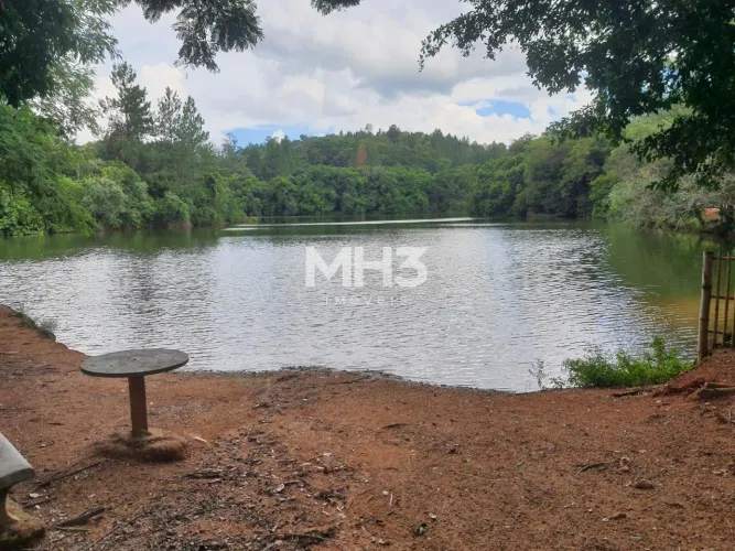 Vende-se terreno cerca de 1.490m², declive em Joaquim Egídio no Cond. Morada das Nascentes
