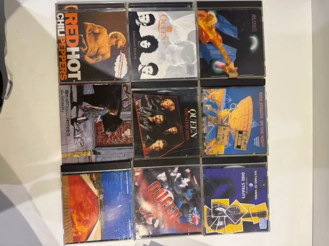 CDs - Red Hot Chili Peppers, Queen, U2 e Dire Straits (Originais) lote 9 unidades