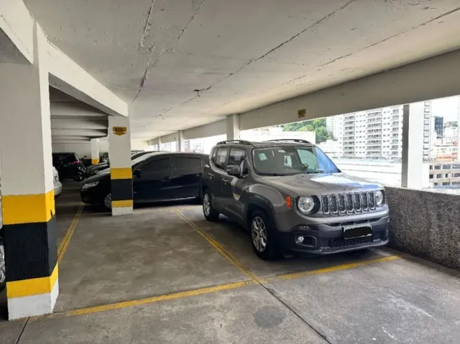 Box/Garagem à venda por R$ 140.000,00 - Centro - Juiz de Fora/MG