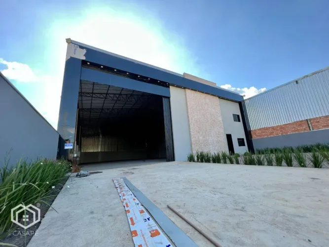 Galpão à venda, 757 m² por R$ 2.100.000,00 - Cascalheira - Porto Velho/RO