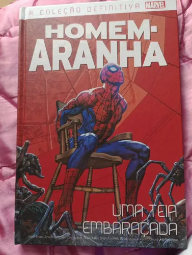 Homem aranha Salvat Uma Teia Embaçada