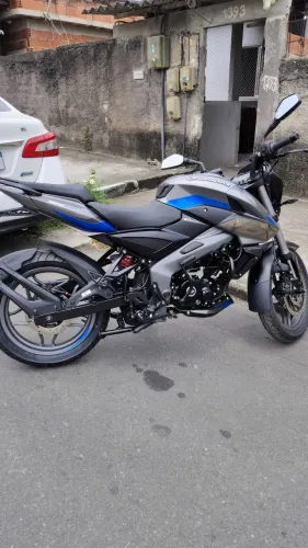 Vendo moto Bajad Dominar 160 2026