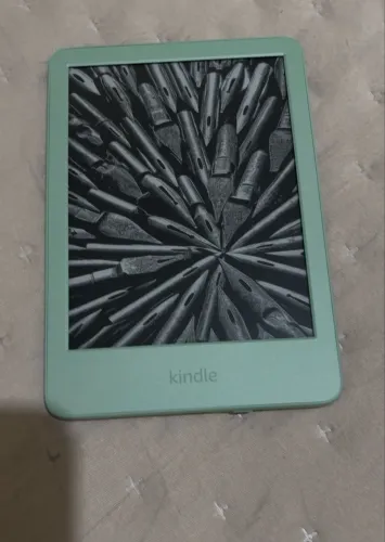 Vendo Kindle verde nunca utilizado ( modelo 2024, 16GB)