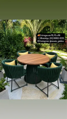 Conjunto de mesa com 4 cadeiras / mesa de quarto lugares