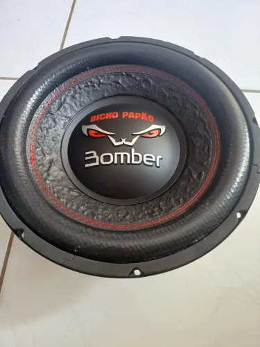 Sub 12 pol 600 rms bomber bicho papão