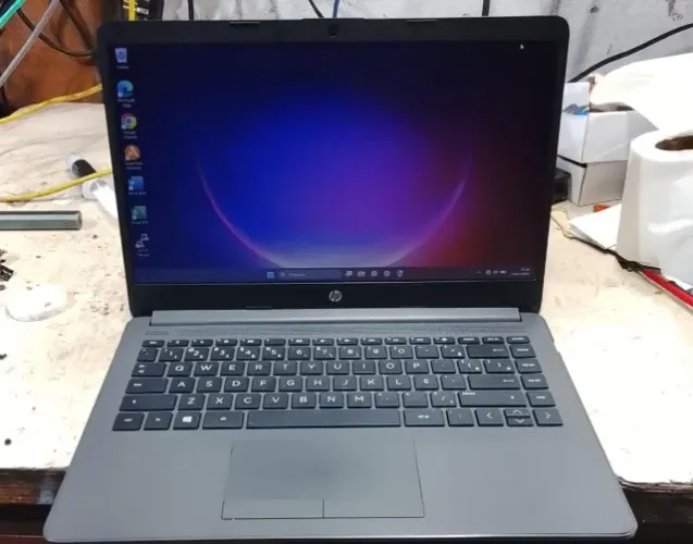 Notebook portátil Hp 240 G8 i5 8Gb SSd