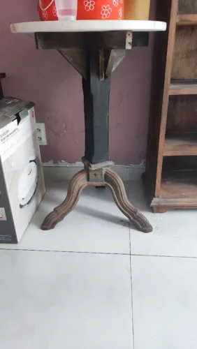Mesa antiga