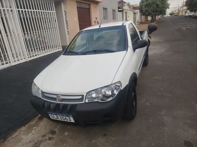 Fiat Strada 1.4 MPI Fire Flex 8V CS 2012