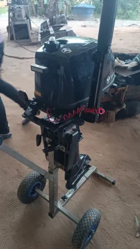 Motor de popa thoratsu