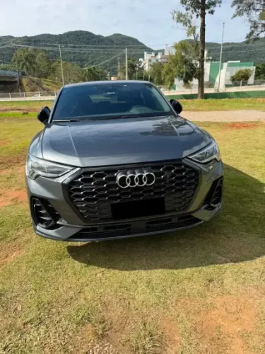 Audi Q3 SPB Perf. Black 2.0 TFSI Tipt. Quat. 2023